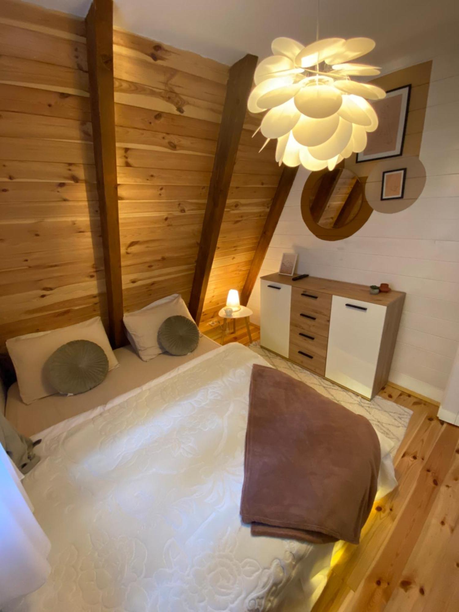 הוילה זבליאק Woodmood מראה חיצוני תמונה